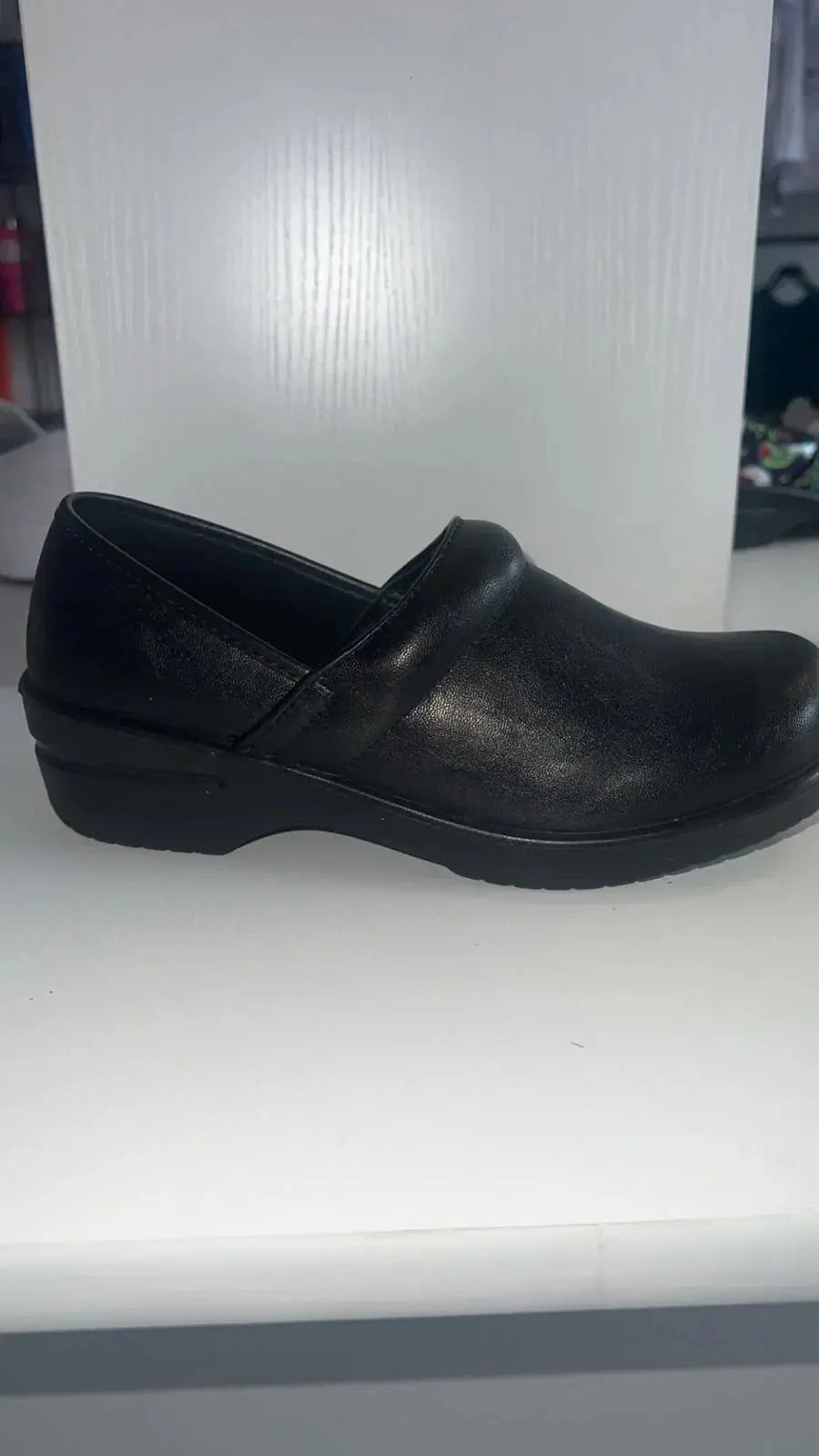 Brandy "Black Smooth" Nursing Shoe - Scrub Essentials